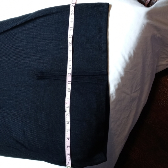 Avenue 1X long black skirt - Picture 10 of 10